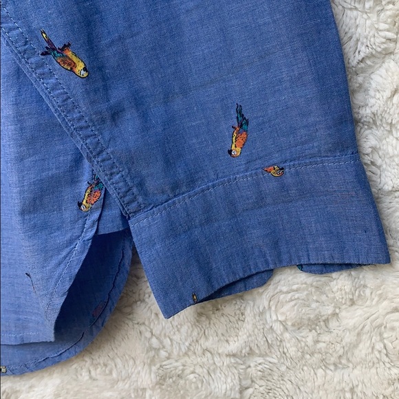 EUC Old Navy Parrot Print Chambray ButtonDown XL - Picture 4 of 11